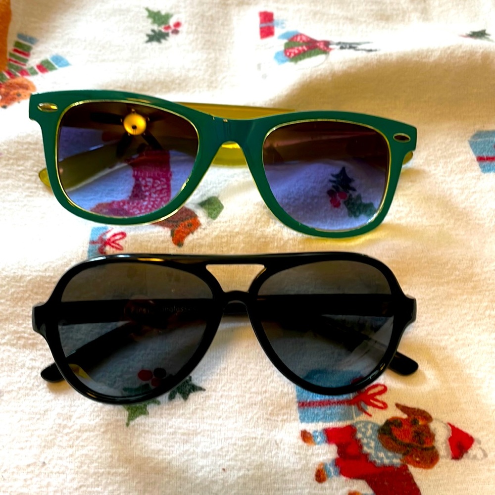 Toddler aviator shades black and kids sunglasses turquoise. Used good condition